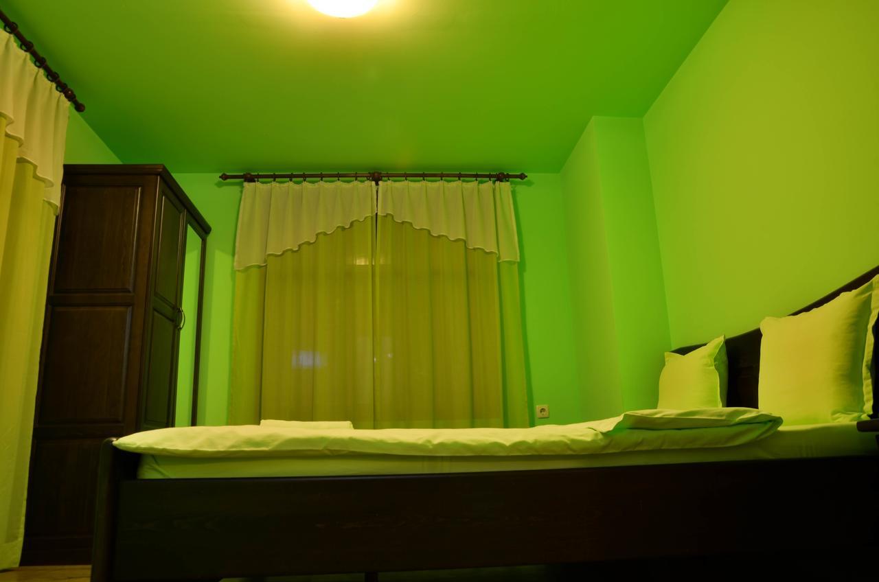 Guest House Ivan Cherni Osum Bagian luar foto
